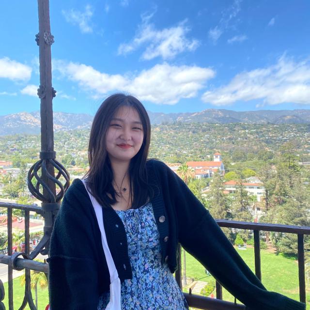 Headshot of Cecilia Cheng