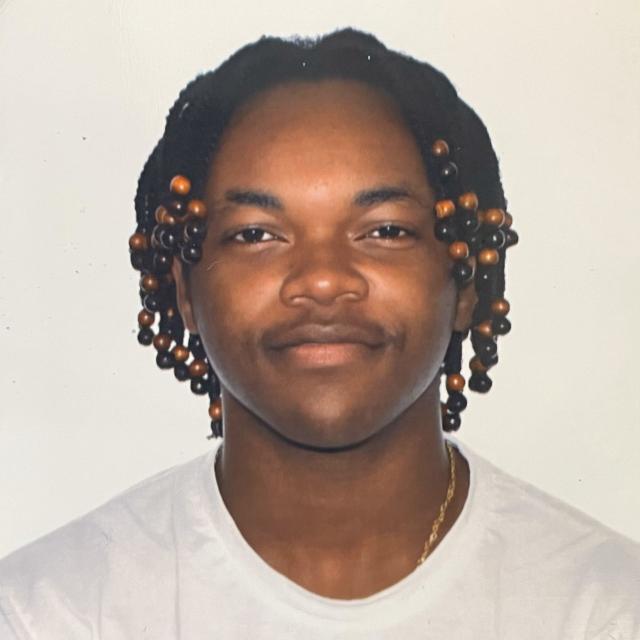 Headshot of Akinwole Akinbolagbe